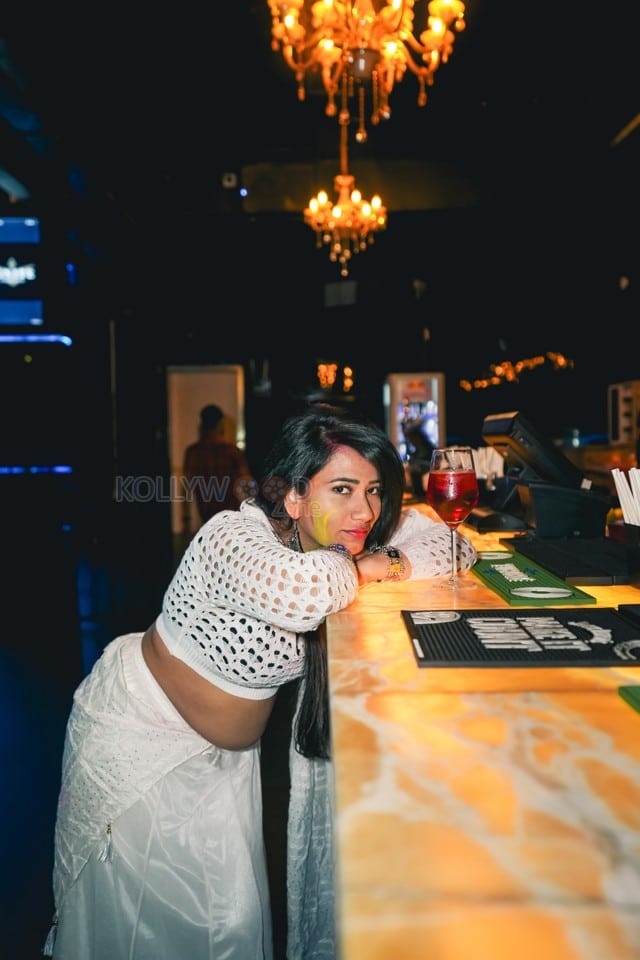 Sexy Telugu Actress Sanjana Naidu Latest Photoshoot Pictures 88
