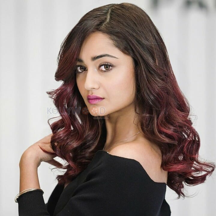 Shamshera Actress Tridha Choudhury Pictures