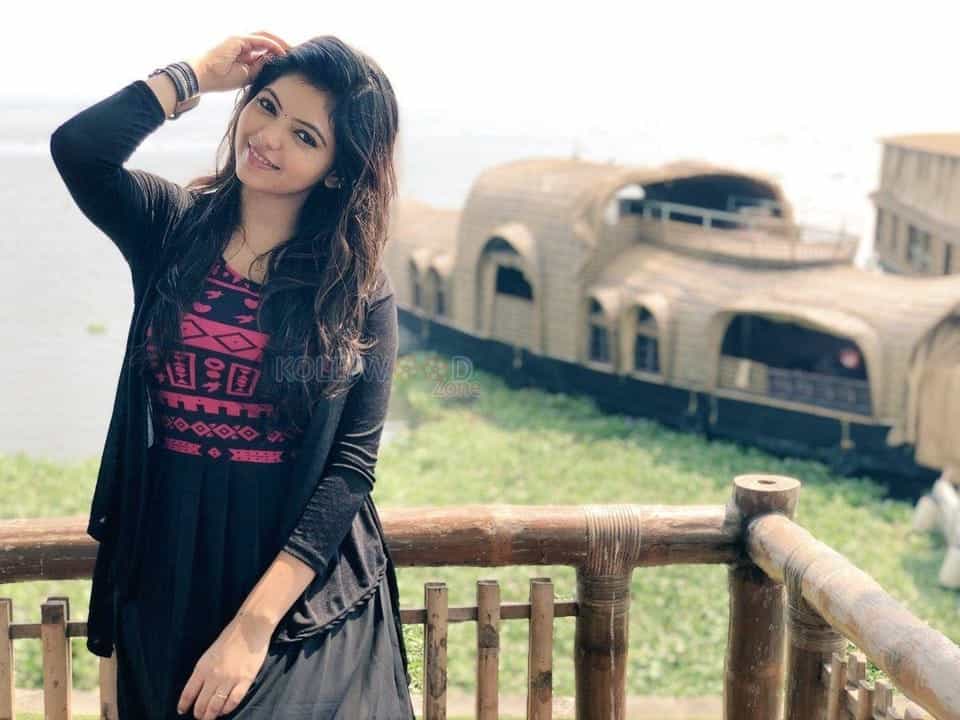 Tamil Actress Athulya Ravi Candid Pictures