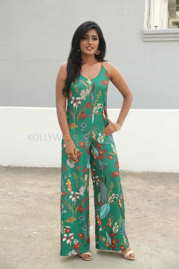 Telugu Actress Esha New Photoshoot Pictures