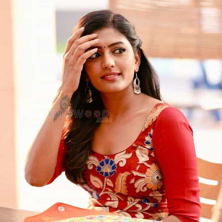 Telugu Film Actress Eesha Rebba Photos