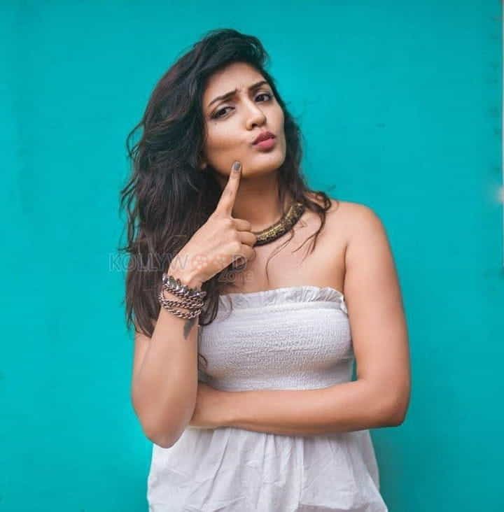 Telugu Film Actress Eesha Rebba Photos