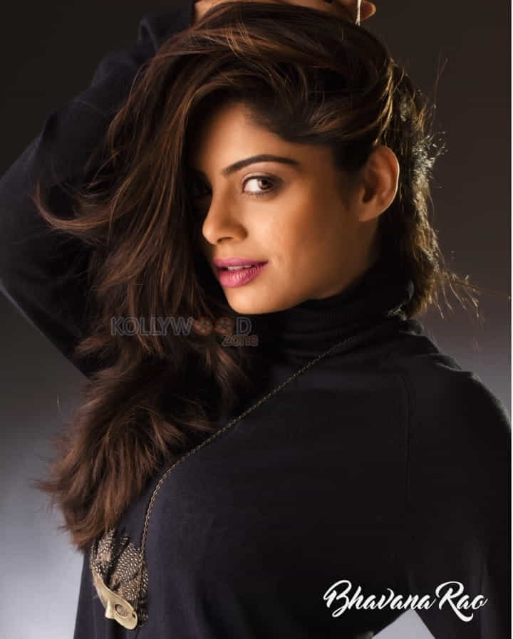 The Villain Movie Actress Bhavana Rao Photos