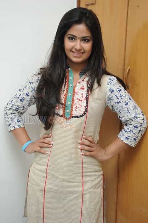 Tollywood Actress Avika Gor Pictures