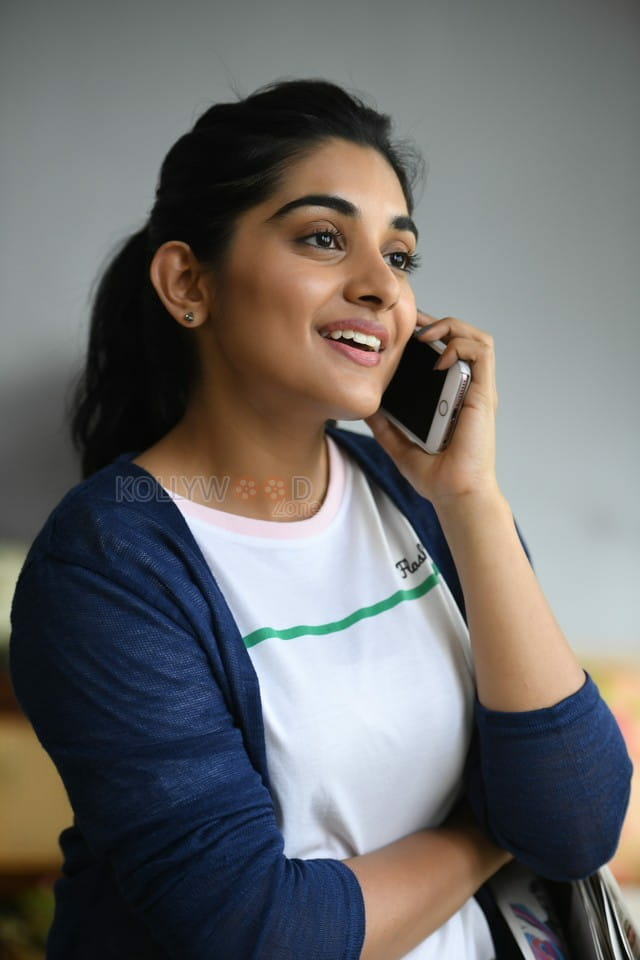 Vakeel Saab Actress Nivetha Thomas