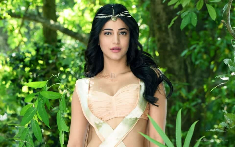 Vakeel Saab Heroine Shruti Haasan Pictures 03