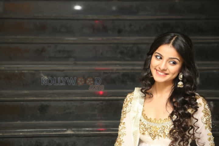 Actress Mahima Makwana Photos