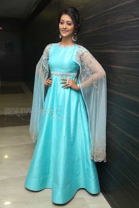 Actress Pooja Jhaveri New Pictures