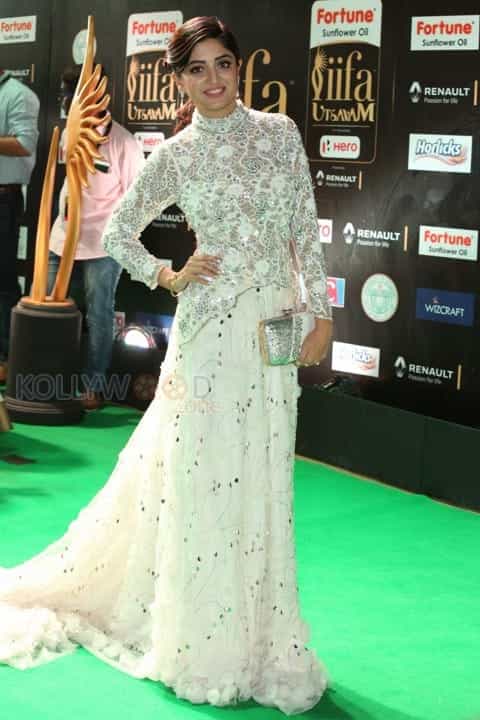 Actress Poonam Kaur At Iifa Utsavam Pictures