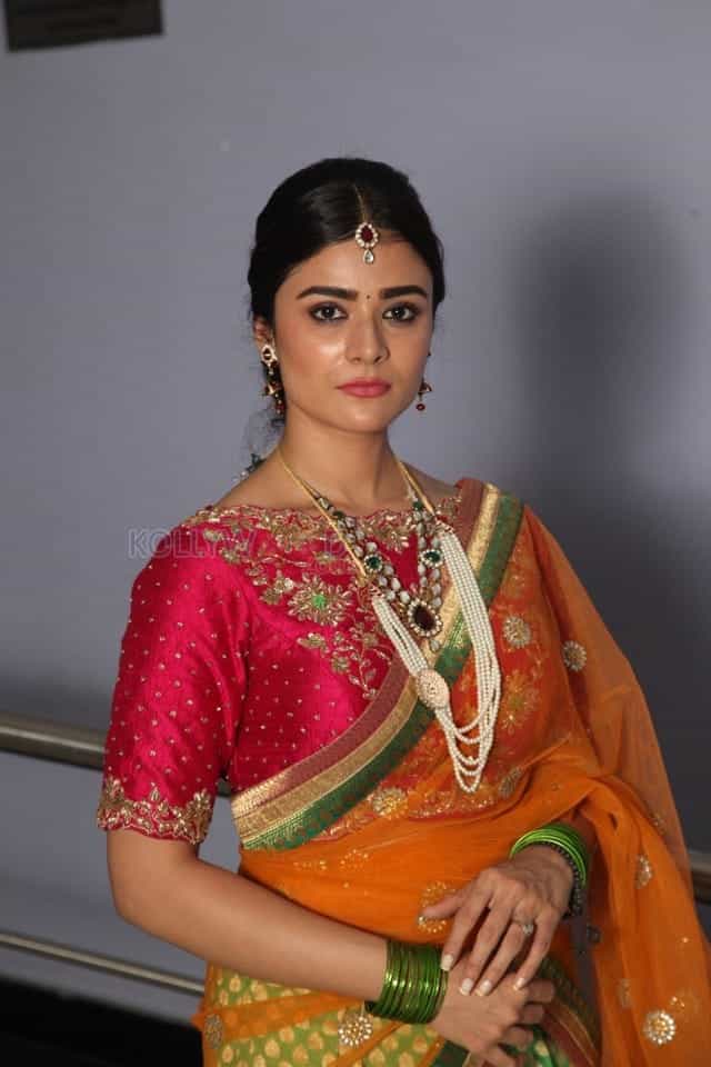 Actress Priyanka Sharma At Savaari Teaser Launch Pictures