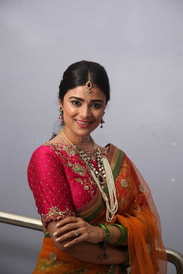 Actress Priyanka Sharma At Savaari Teaser Launch Pictures