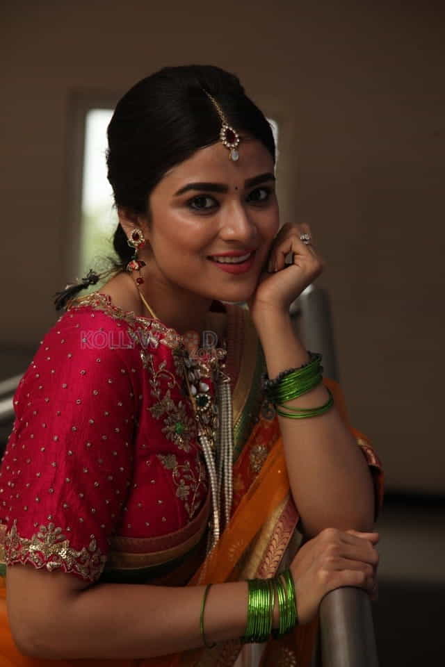 Actress Priyanka Sharma At Savaari Teaser Launch Pictures
