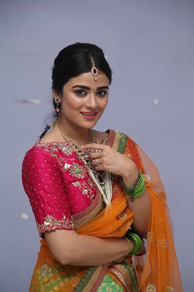 Actress Priyanka Sharma At Savaari Teaser Launch Pictures