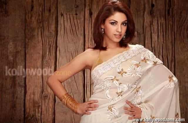Actress Richa Gangopadhyay Hot And Sexy Pictures