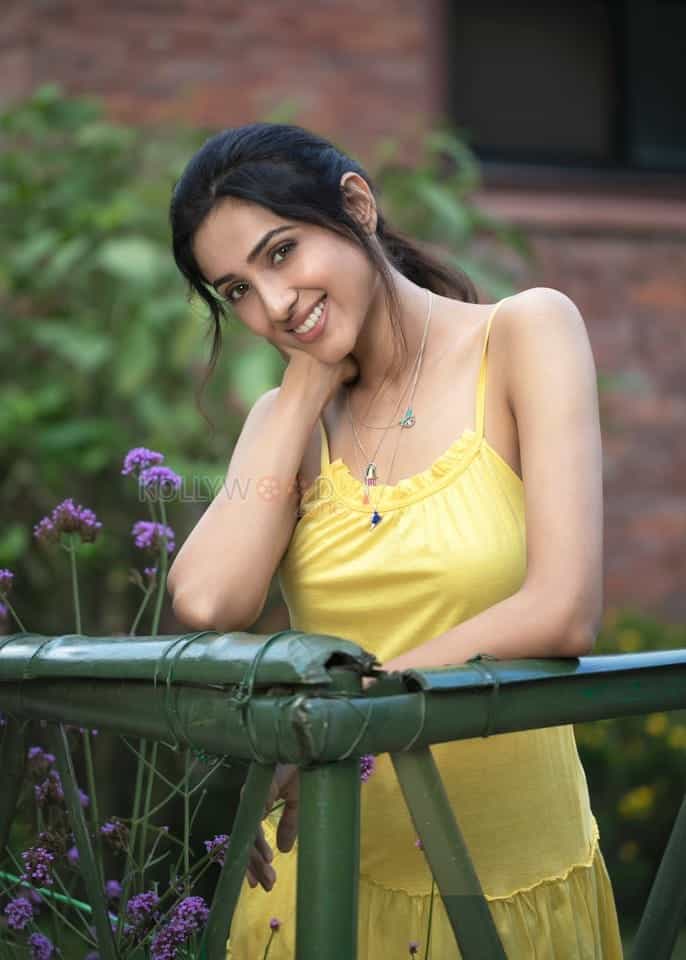 Actress Riya Suman Photoshoot Stills