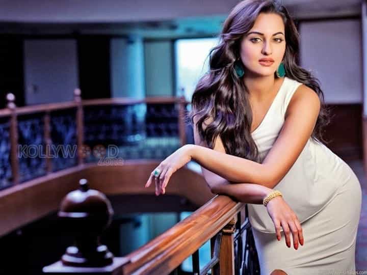 Actress Sonakshi Sinha Sexy Photos