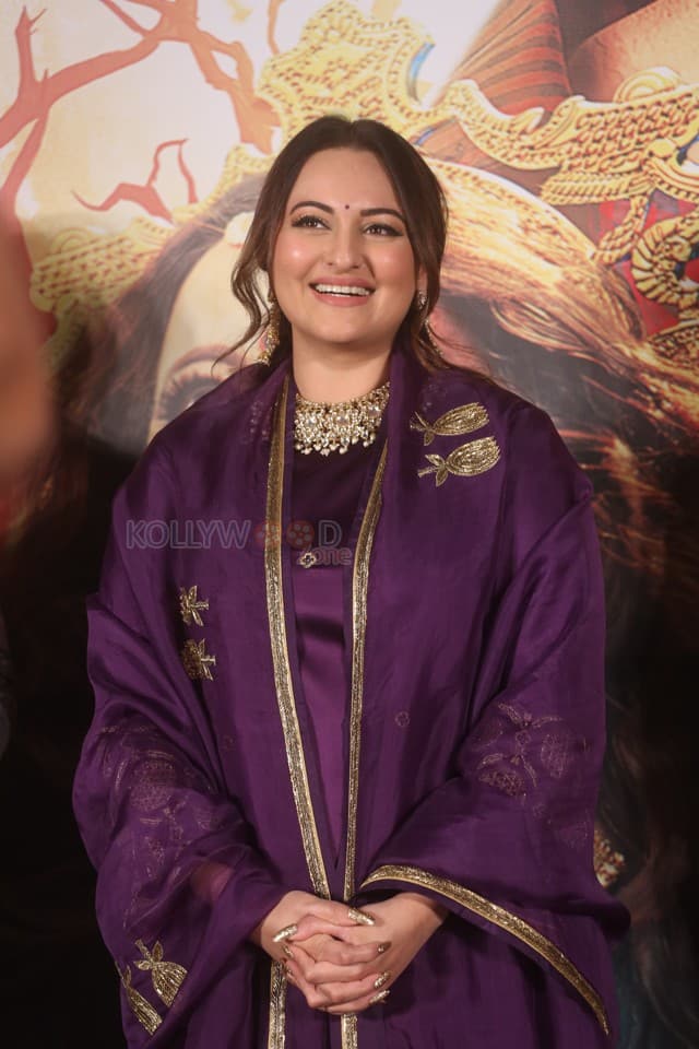 Actress Sonakshi Sinha at Jatadhara Movie Trailer Launch Event Stills 02