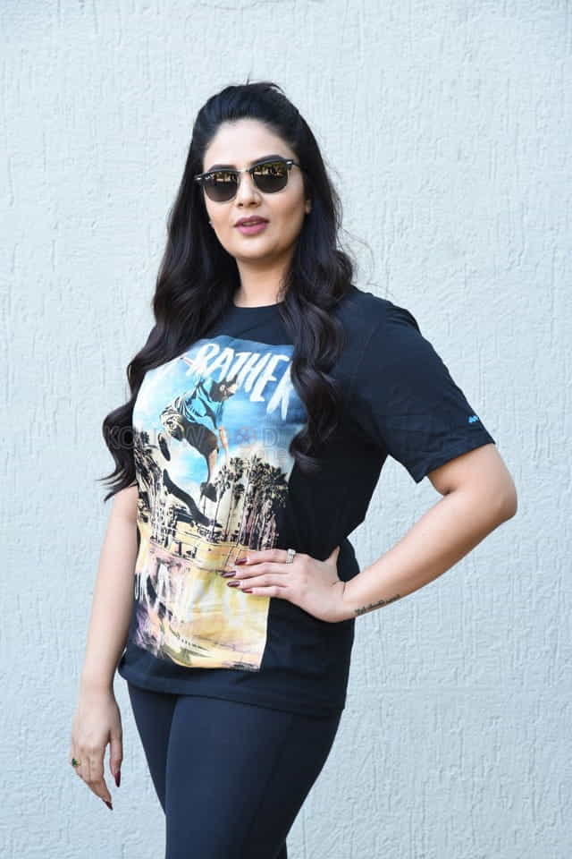 Actress Sreemukhi At Crazy Uncles Movie Press Meet Photos