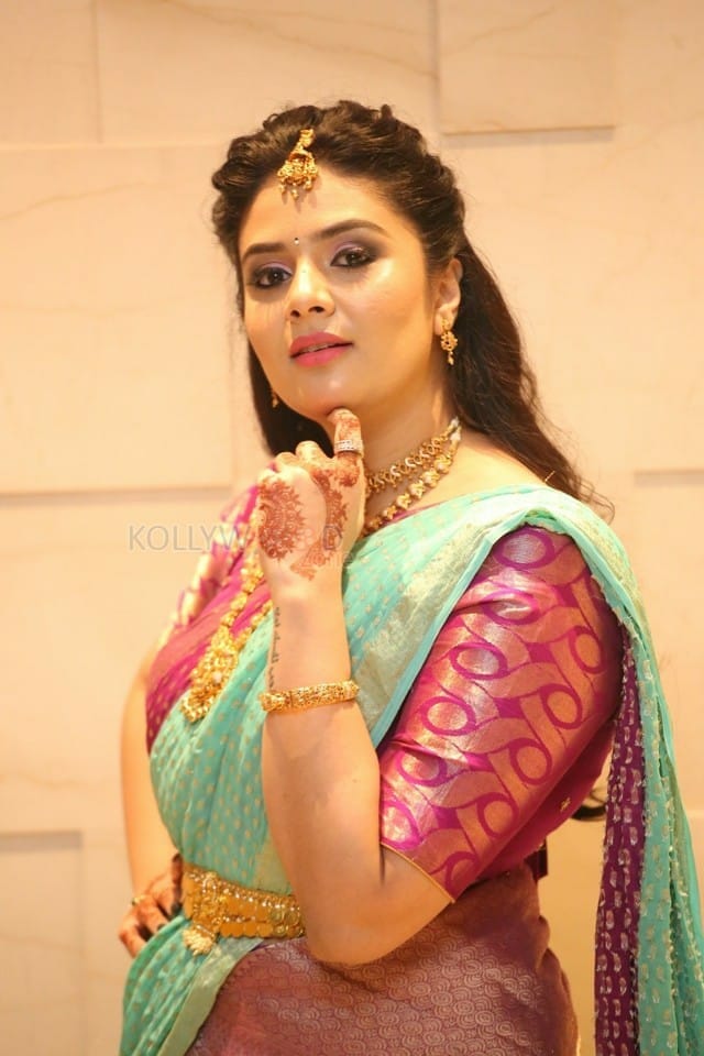 Anchor Sreemukhi at SR Kalyanamandapam EST Pre Release Event Stills