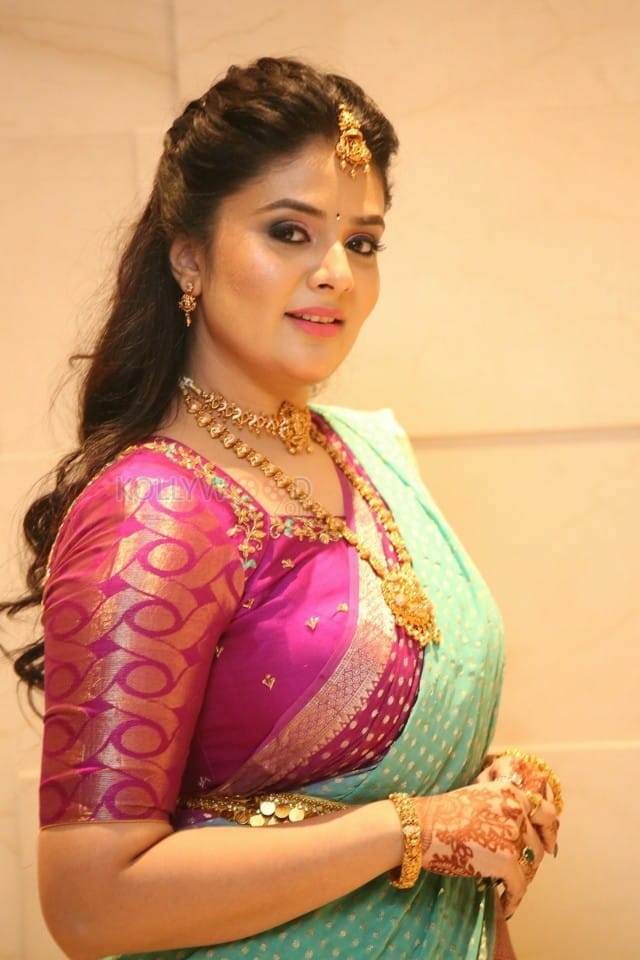 Anchor Sreemukhi at SR Kalyanamandapam EST Pre Release Event Stills