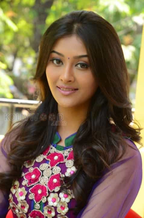 Beautiful Telugu Actress Pooja Jhaveri Pics