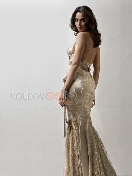 Bollywood Actress Mallika Sherawat Photos