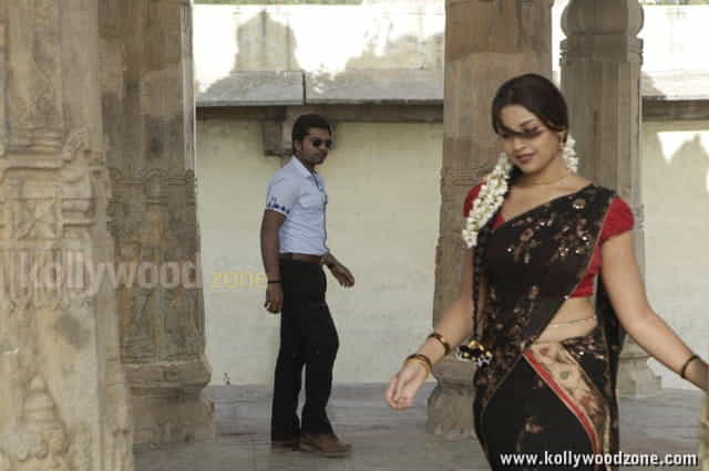 Hot Sexy Richa Gangopadhyay In Osthi Movie Pictures