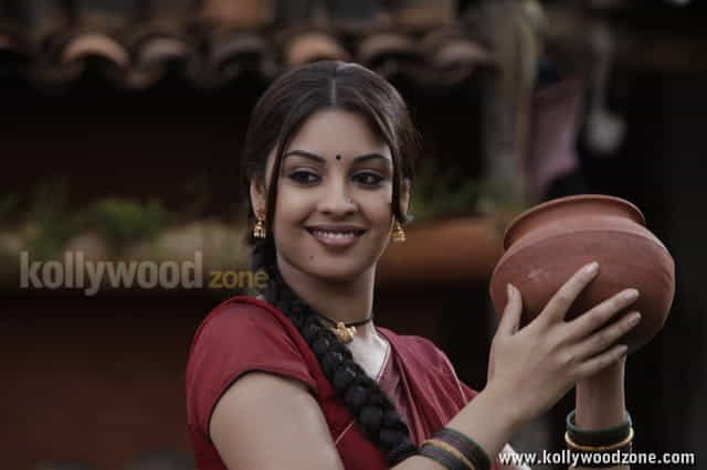 Hot Sexy Richa Gangopadhyay In Osthi Movie Pictures