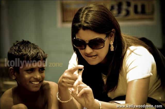 Mayakkam Enna Richa Gangopadhyay Pictures