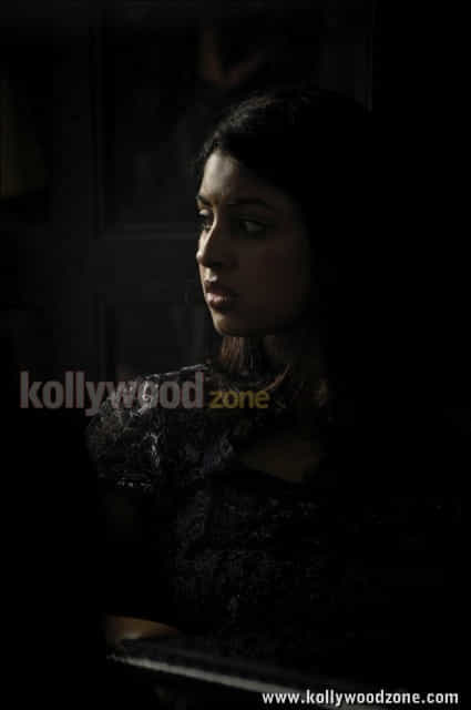 Mayakkam Enna Richa Gangopadhyay Pictures