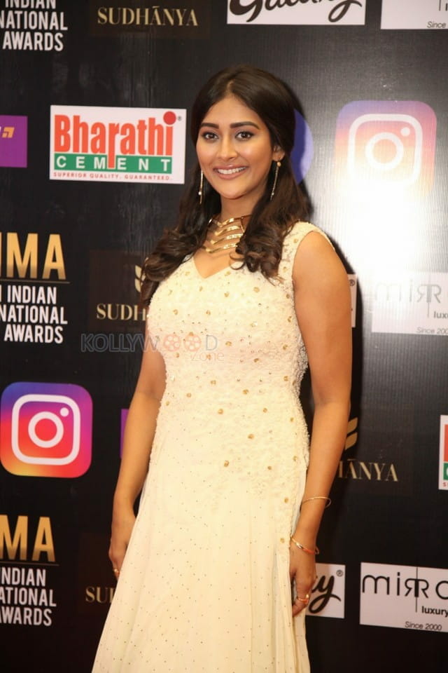 Pooja Jhaveri at SIIMA Awards 2021 Day 2 Photos 01