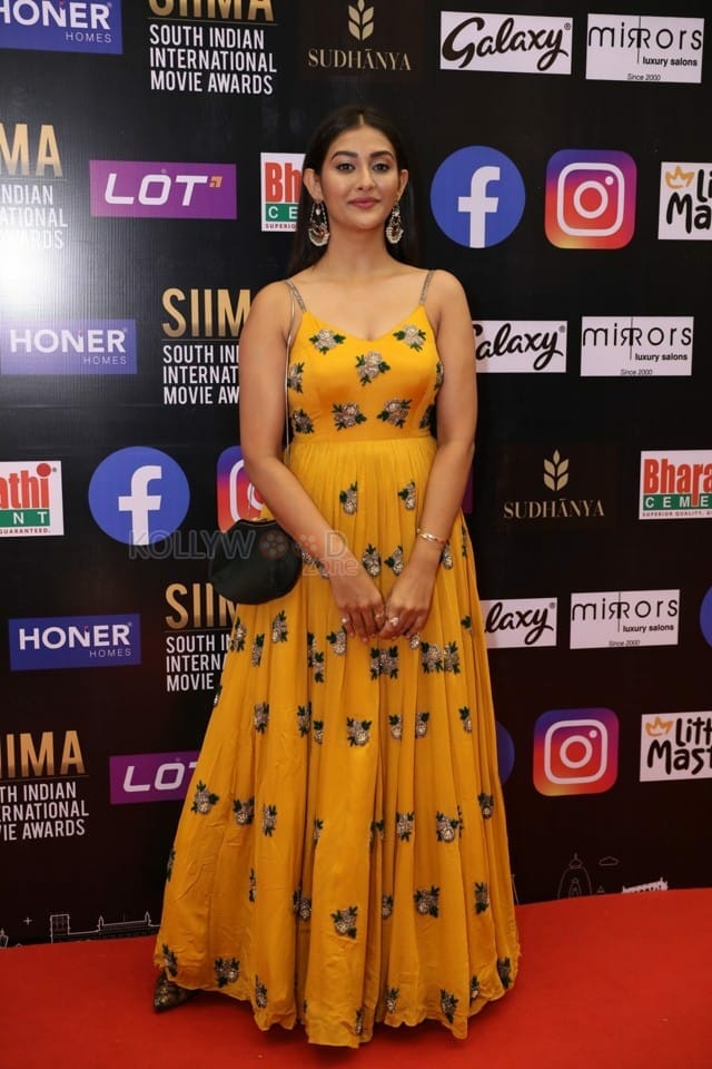 Pooja Jhaveri at SIIMA Awards 2021 Day 2 Pictures 08