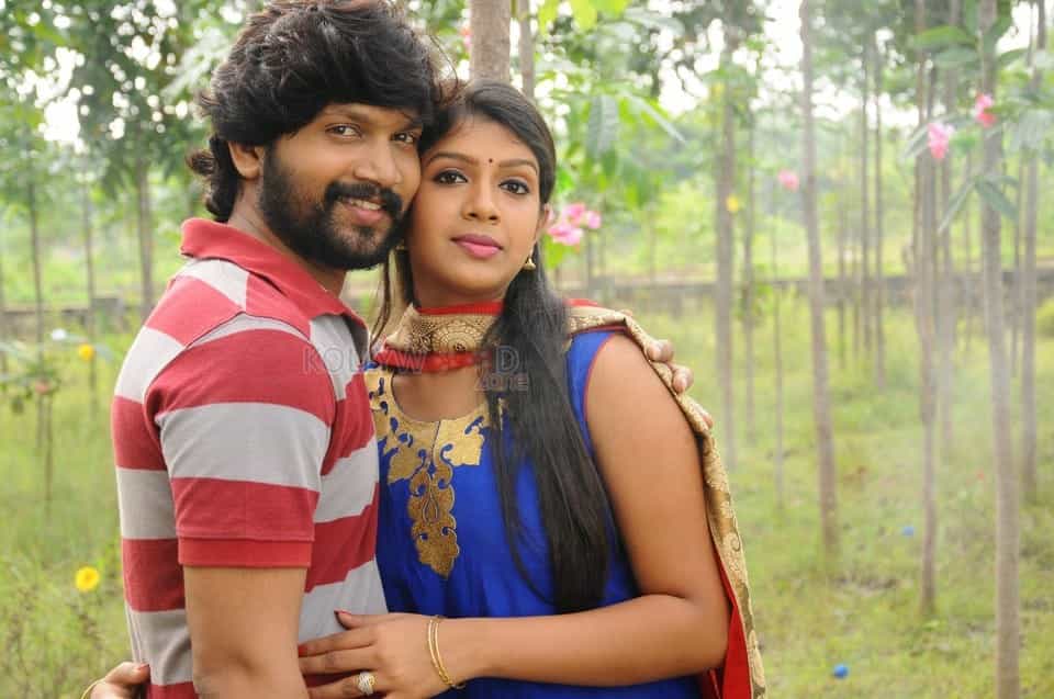 Saayam Movie Photos 02