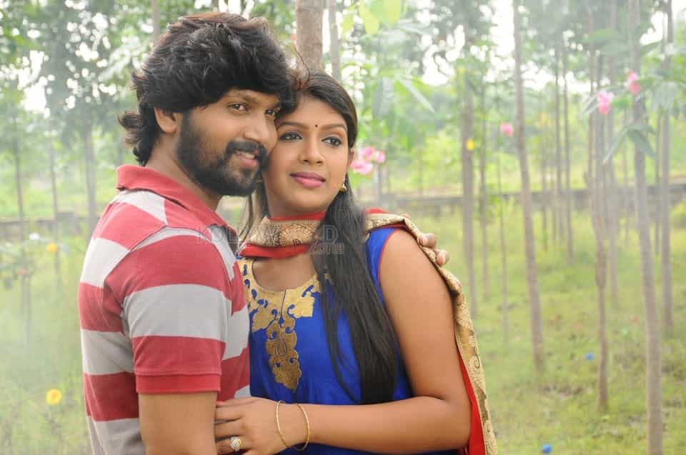 Saayam Movie Photos 03