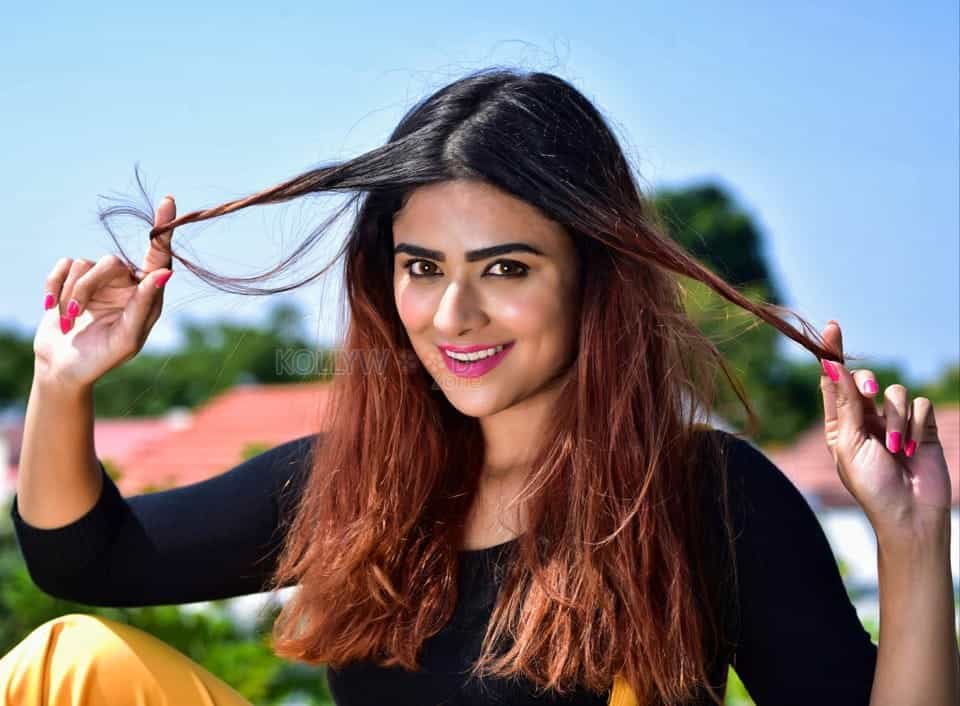 Savaari Actress Priyanka Sharma Glam Photoshoot Pictures
