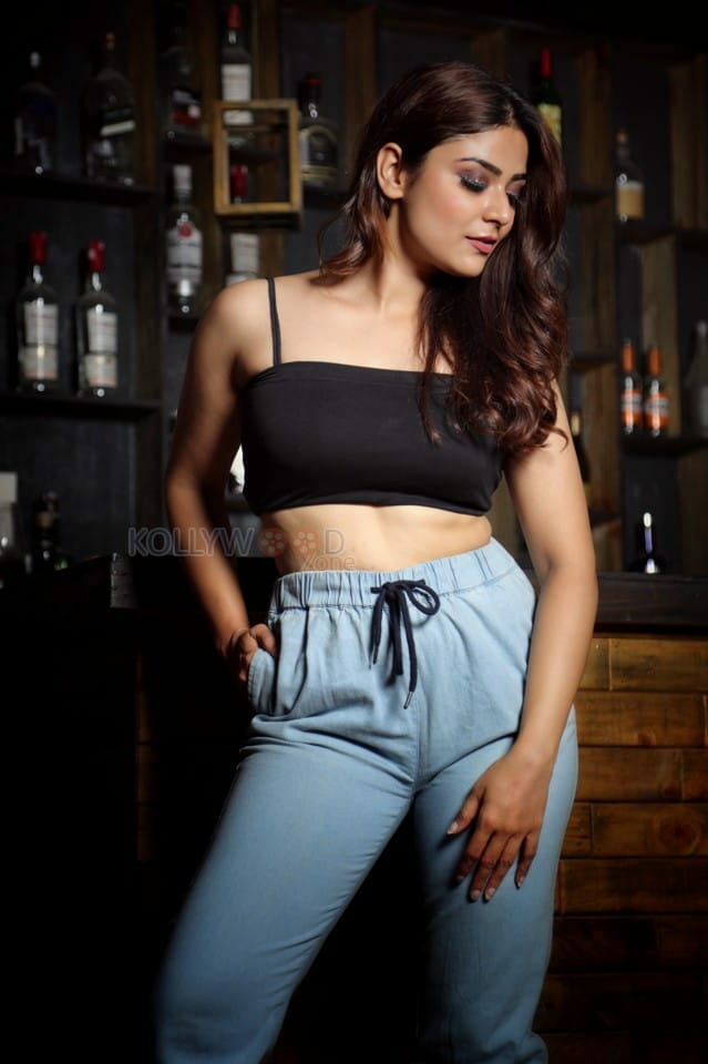 Savaari Heroine Priyanka Sharma Latest Sexy Photoshoot Pictures