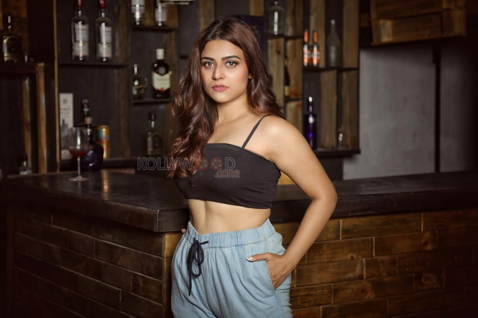 Savaari Heroine Priyanka Sharma Latest Sexy Photoshoot Pictures