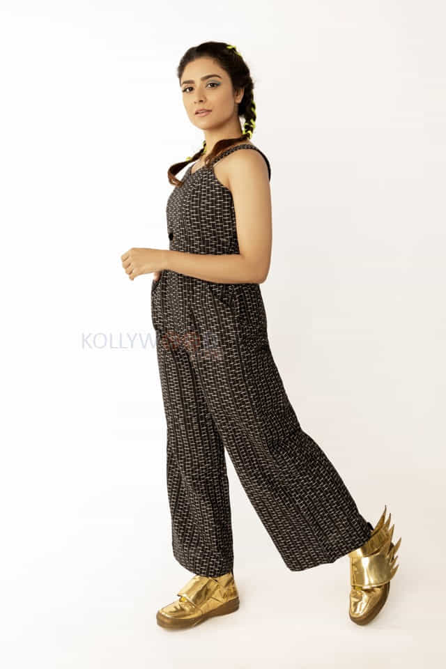 Savaari Movie Heroine Priyanka Sharma Photoshoot Stills