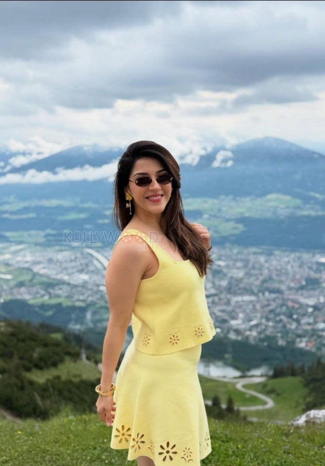 Stylish Mehreen Pirzada in a Yellow Outfit Photos 03