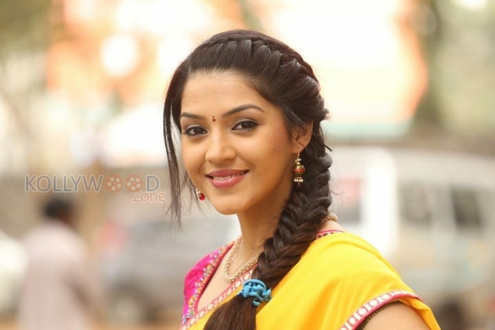 Telugu Actress Mehrene Kaur Photos