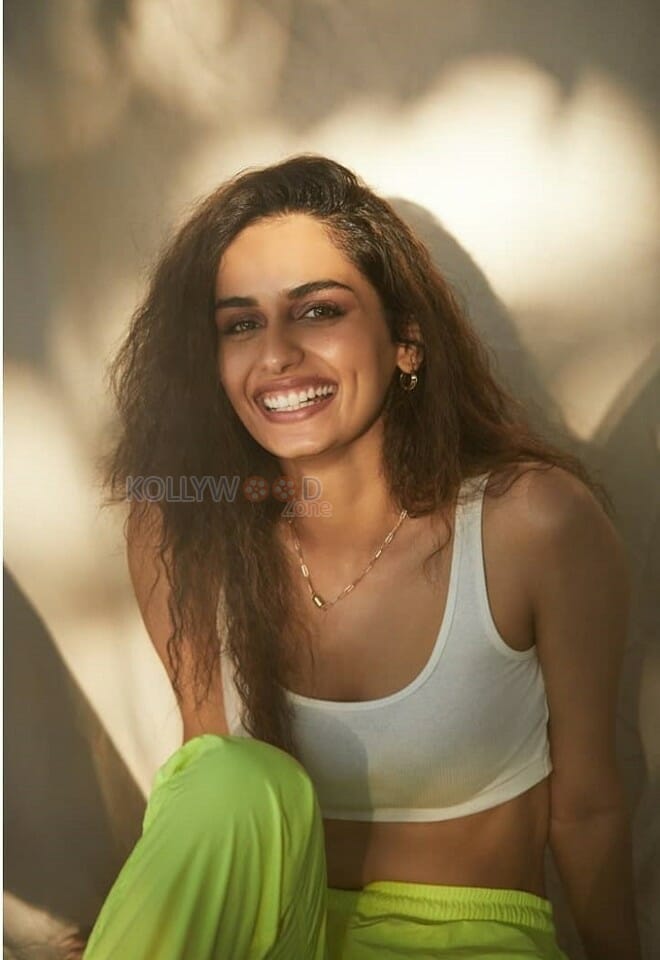 The Great Indian Family Actress Manushi Chhillar Photos