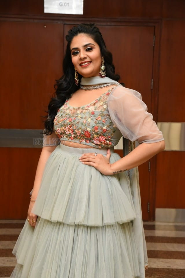 Tollywood Anchor Sreemukhi at Crazy Uncles Movie Pre Release Event Pictures