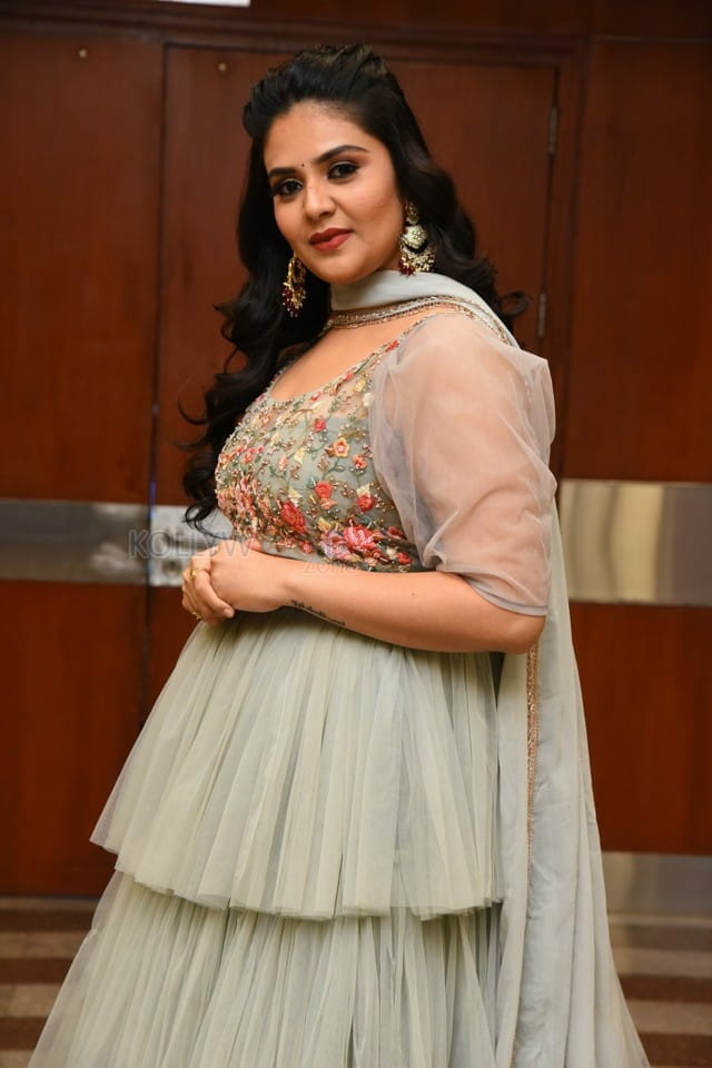 Tollywood Anchor Sreemukhi at Crazy Uncles Movie Pre Release Event Pictures