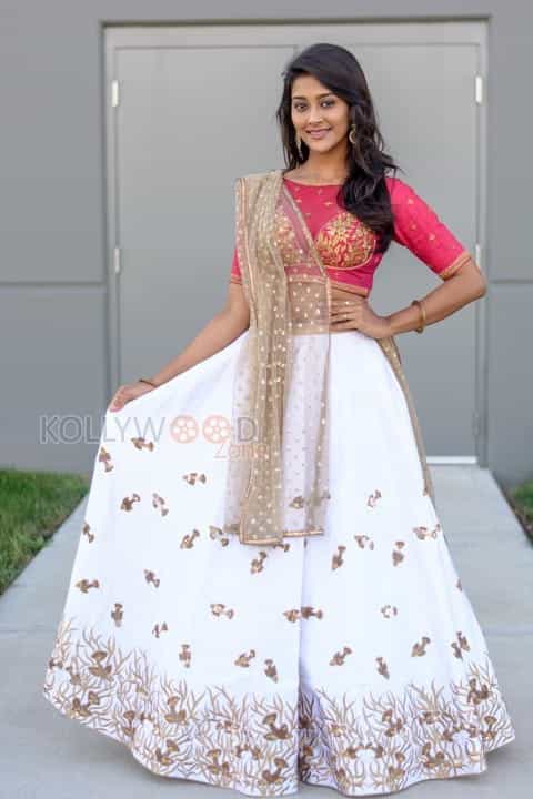 Tollywood Beautiful Actress Pooja Jhaveri Photos