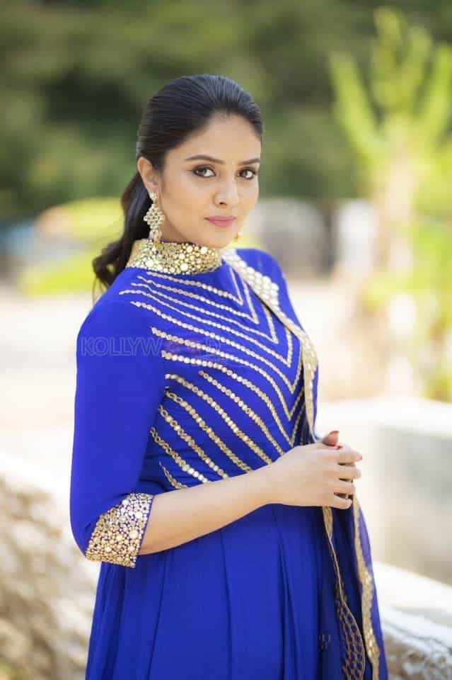 Tv Anchor And Actress Sreemukhi Pictures