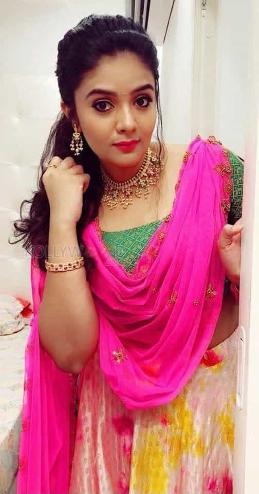 Tv Anchor Sreemukhi New Photos