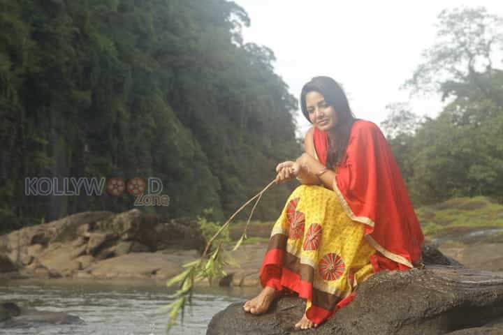 Vajram Movie Heroine Bhavani Reddy Photos