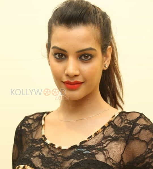 Actress Deeksha Panth Latest Pictures