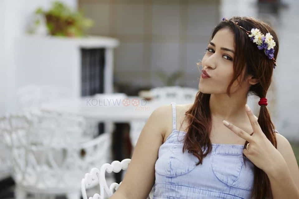 Actress Priyanka Jawalkar Photoshoot Pictures