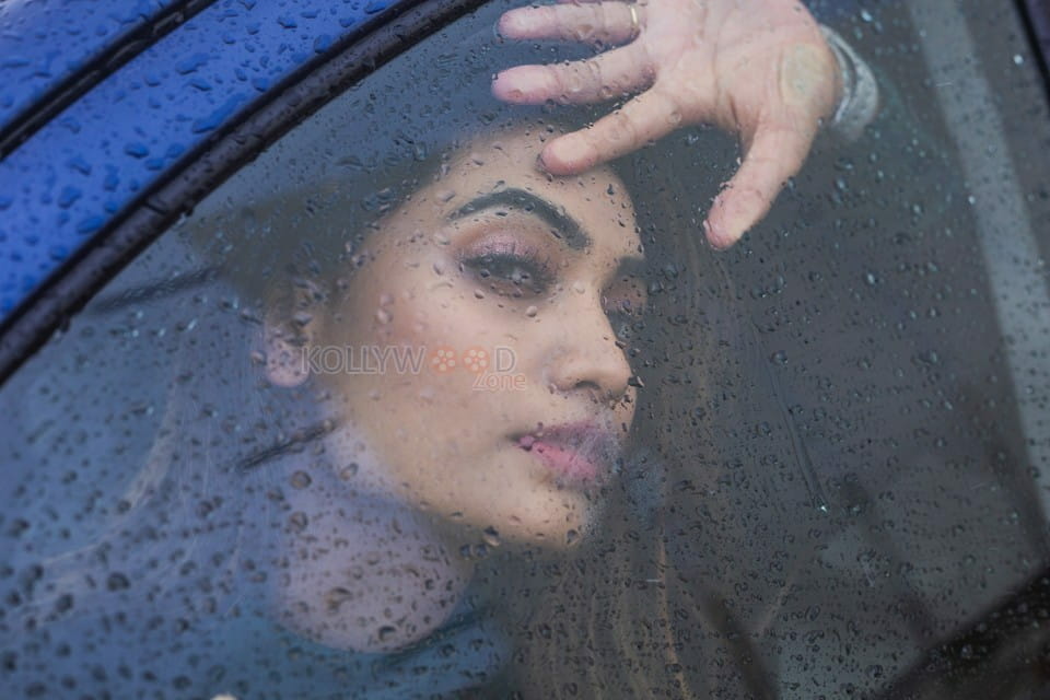 Actress Spandana Palli Latest Photoshoot Pictures